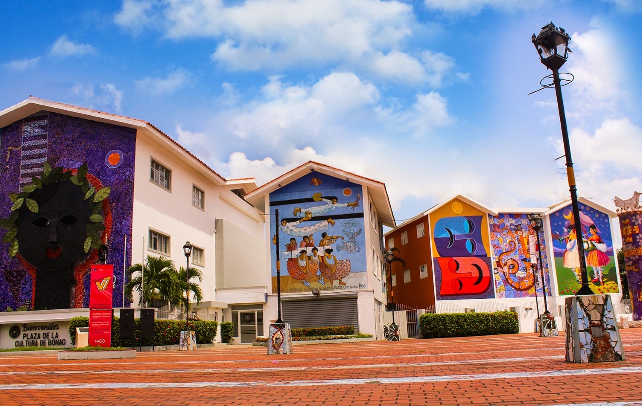 * Rumbo a Bonao Ciudad de Dios *